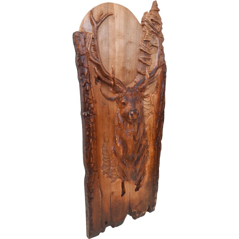 Image sculptée d'un cerf