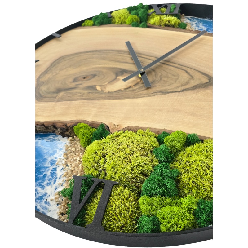 Horloge en bois avec mousse, cercle 60 cm