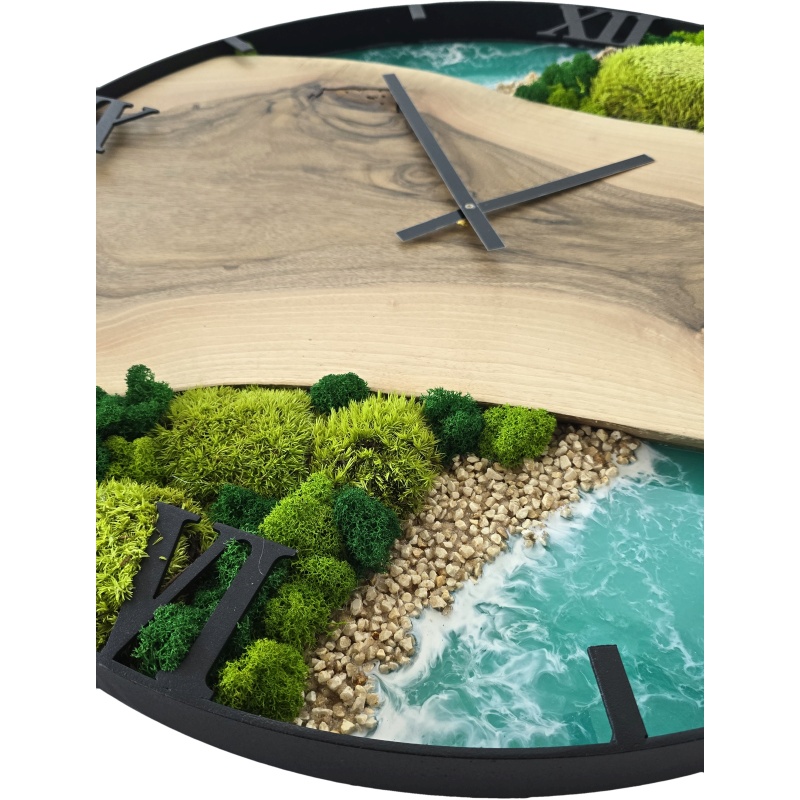 Horloge en bois avec mousse, cercle 60 cm