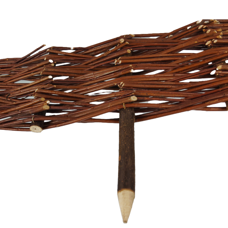 Clôture de jardin en osier