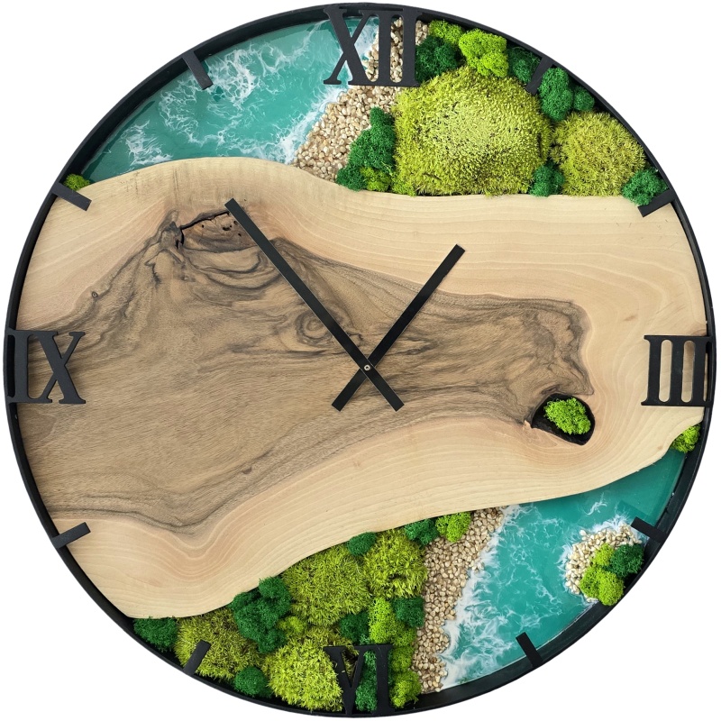 Horloge en bois avec mousse, cercle 60 cm