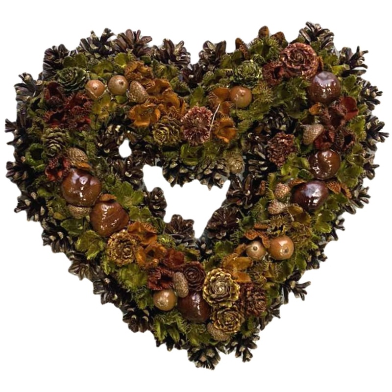 Couronne d'automne avec pommes de pin, châtaignes et feuilles type 2