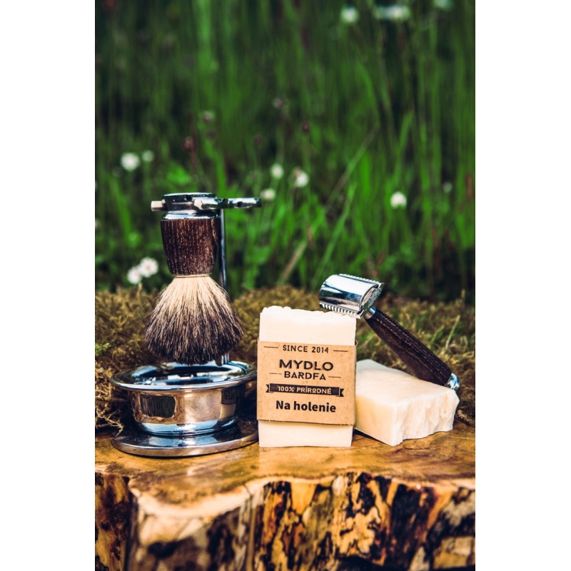 Le savon à raser n'est pas réservé qu'aux hommes